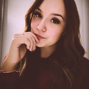 Meet your Posher, Roxanne